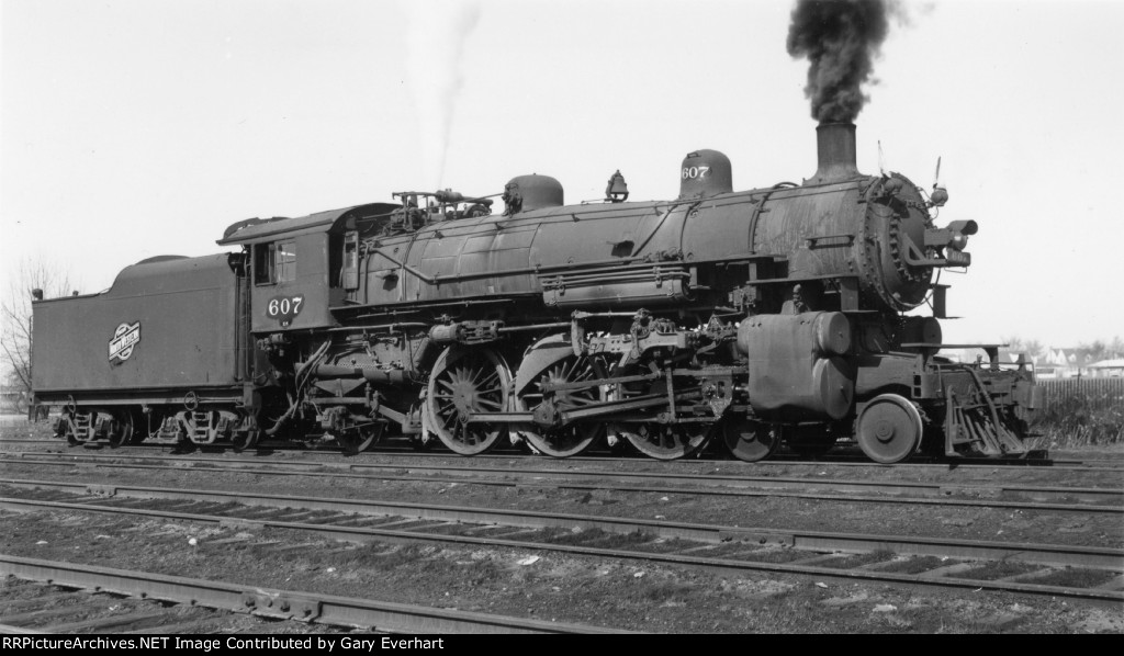 CNW 4-6-2 #607 - Chicago & North Western